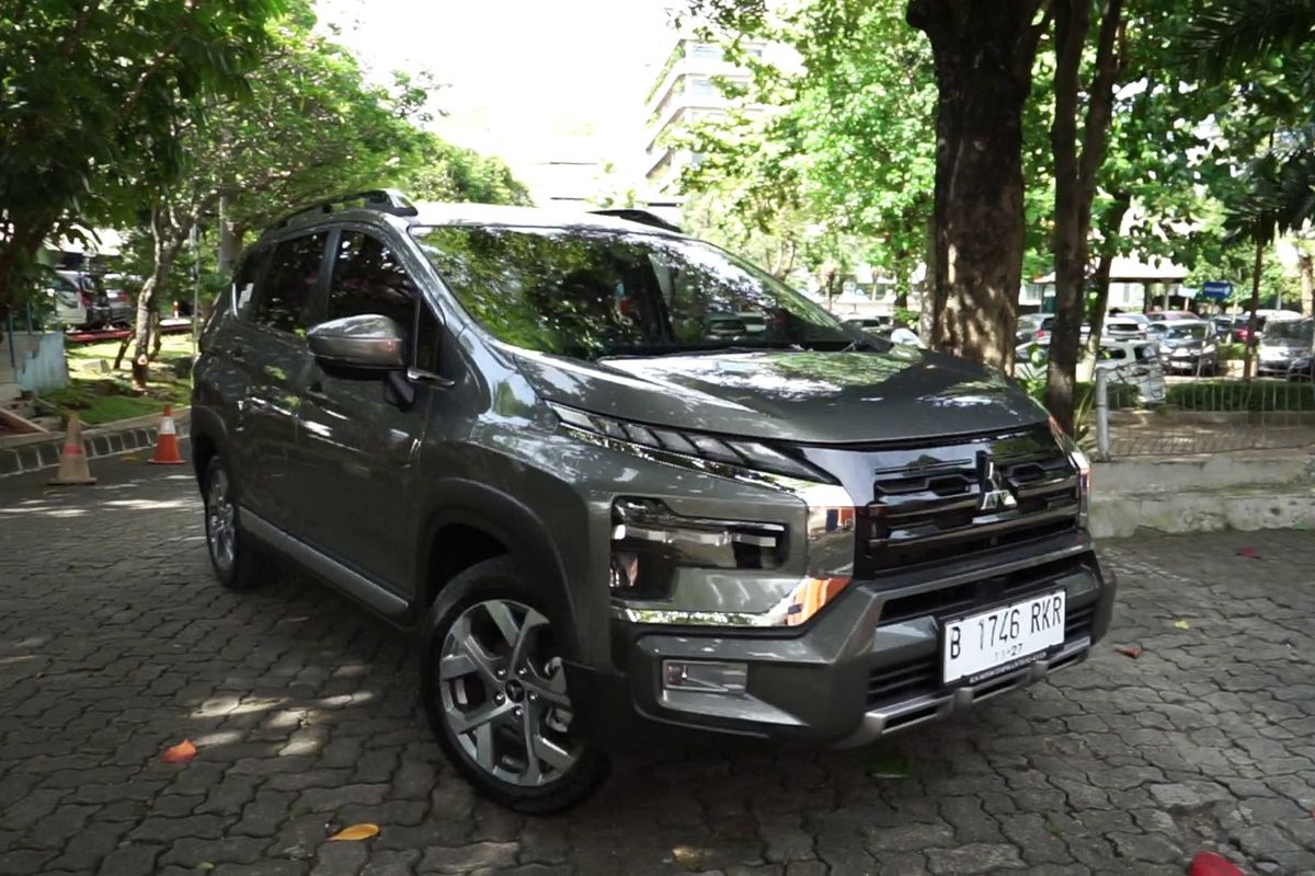 Mitsubishi New Xpander Cross