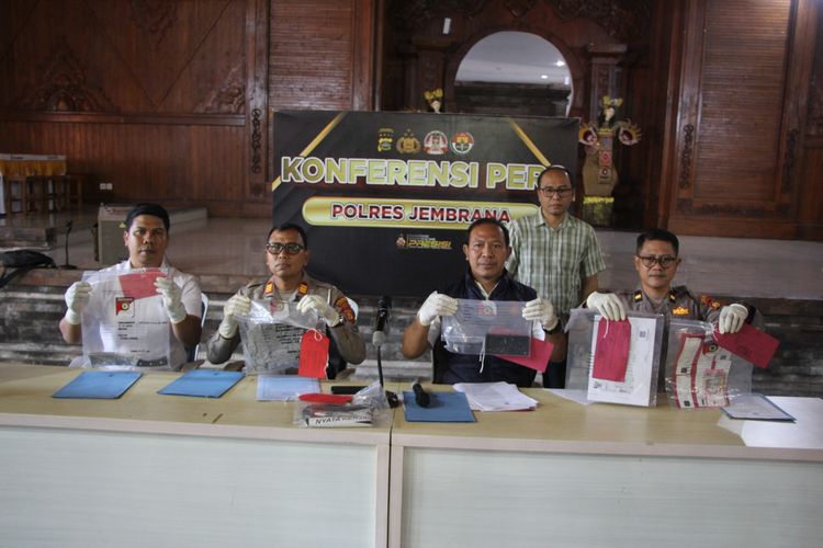 Dibayar Rp 25 Ribu Per Botol, Anak Dipekerjakan Jadi LC di Kafe Jembrana