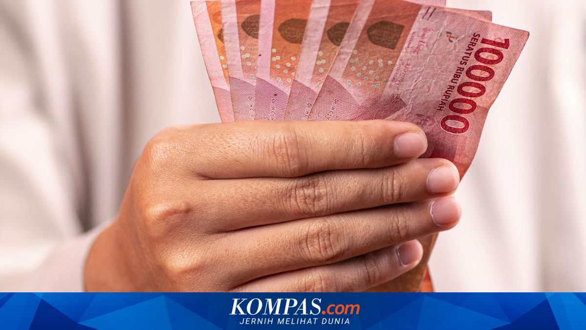 Rupiah Amblas Rp 17.796! Ribuan Pekerja Siap Di-PHK Massal