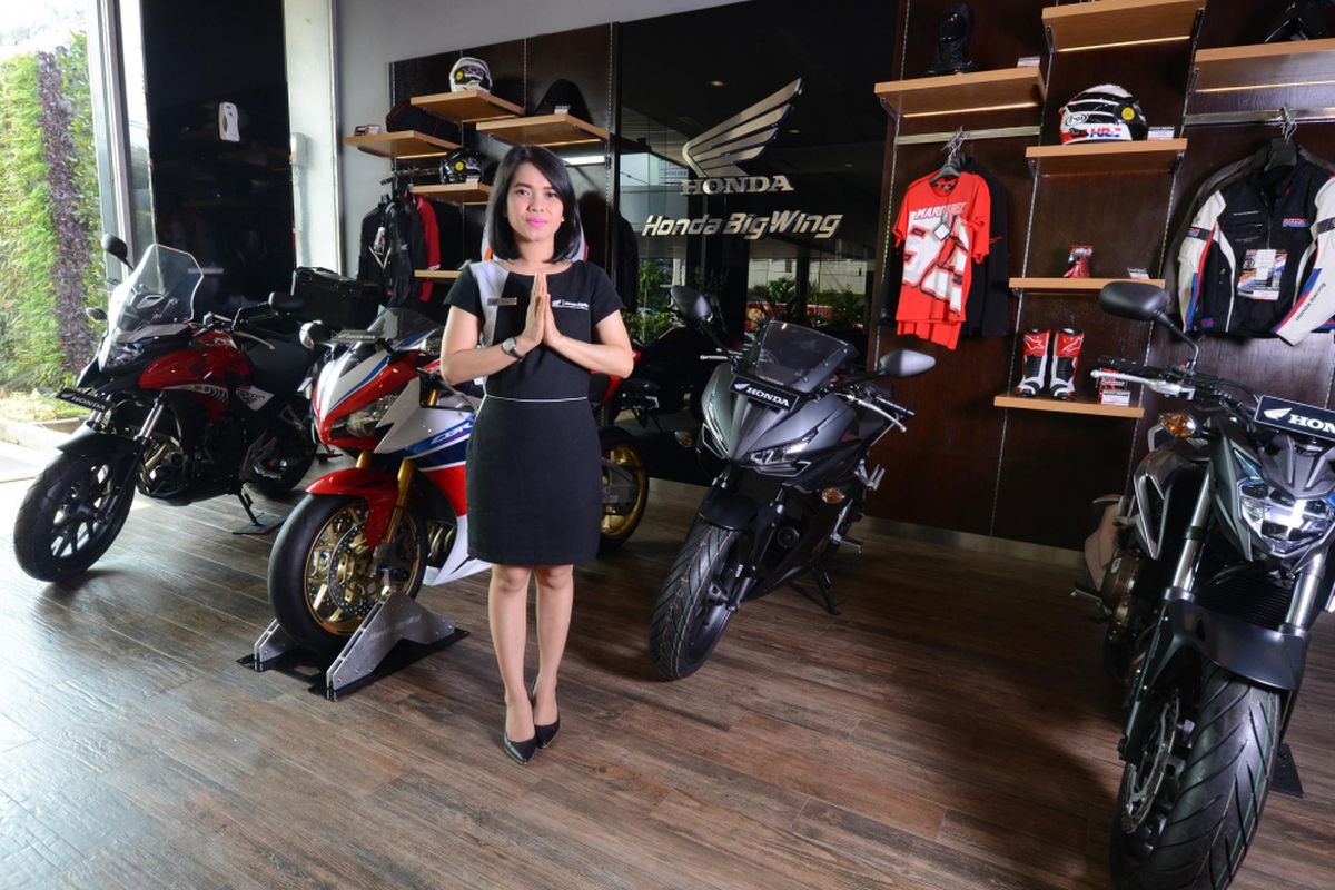 Main diler sepeda motor Honda, Wahana.