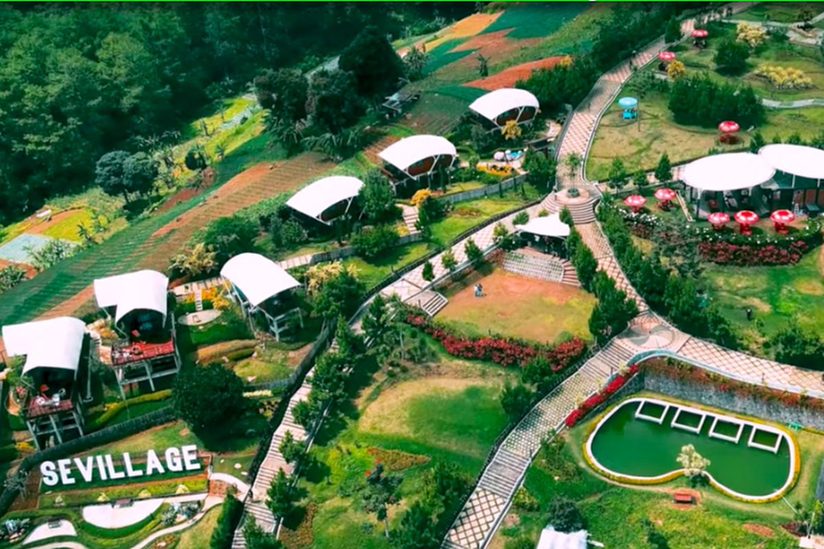 Wisata Alam Sevillage Puncak
