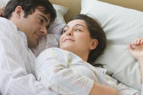 Ingin Pernikahan Langgeng dan Bahagia? Rahasianya Tidur Bareng