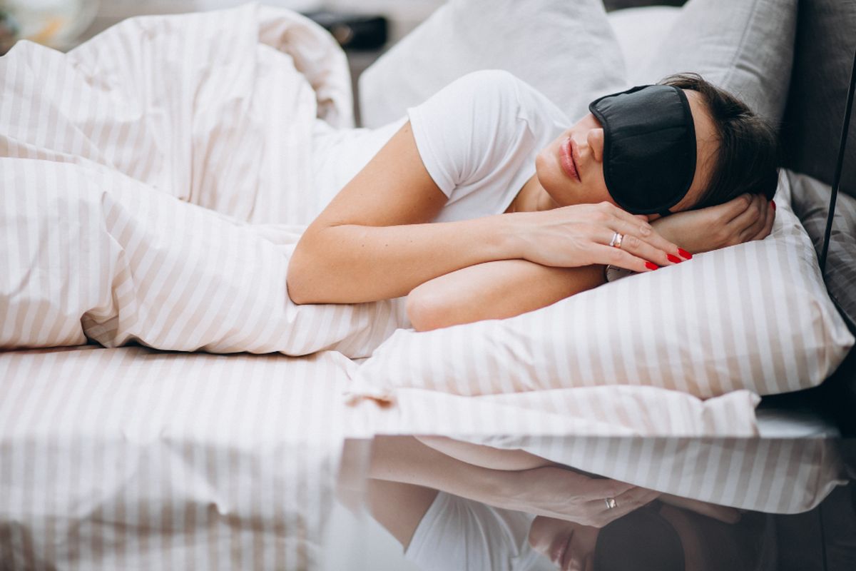 Tidur cukup bisa menjadi salah satu cara menurunkan berat badan di usia 40 tahun.