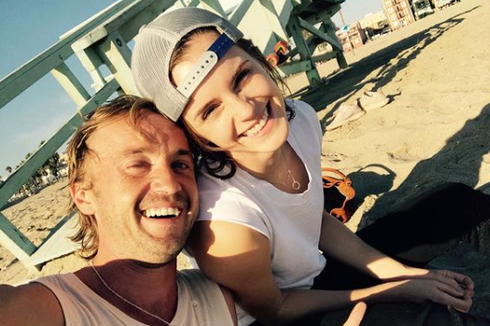 Emma Watson Bicara soal Status Hubungannya dengan Tom Felton