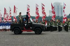 Didampingi Anies, Jokowi Pimpin Apel Bersama Wanita TNI dan Polwan di Monas