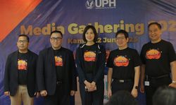 Cetak Pemimpin Unggul, UPH Tebar Beasiswa 100 Persen ke Mahasiswa Baru