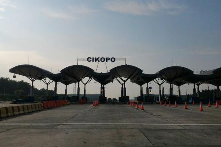 Barrier Gate Tol Cikopo dihapus. Pemudik hanya melintasi dan membayar transaksi tol di GT Palimanan.