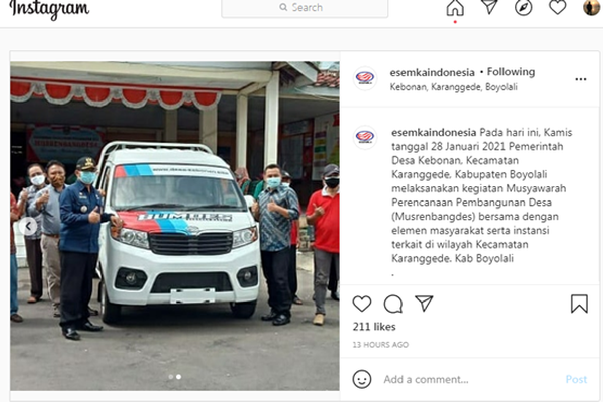 tangkapan layar mobil esemka