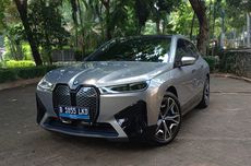 Bahas Tampang Agresif SUV Listrik BMW iX xDrive50 Sport