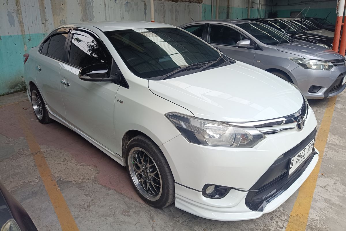 Toyota Limo bekas taksi dengan harga di bawah Rp 100 juta