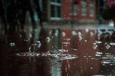 Prakiraan Cuaca BMKG: Jaksel dan Jaktim Berpotensi Hujan Petir Disertai Angin Kencang pada Rabu Sore