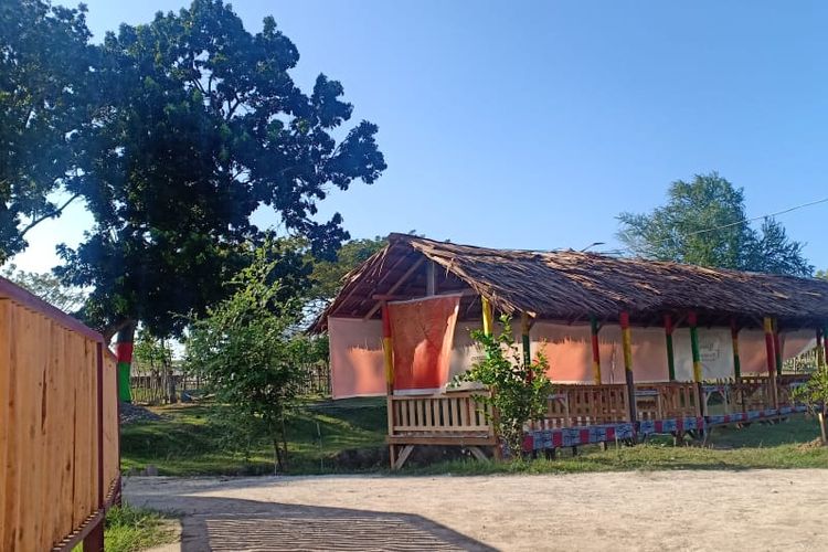 Kafe Panorama, di Kawasan Obyek Wisata Rancong, Kecamatan Muara Satu, Kota Lhokseumawe, Rabu (23/1/2020)
