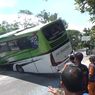 Hilang Kendali, Bus di Nganjuk Tabrak 2 Mobil, Begini Nasib Penumpangnya