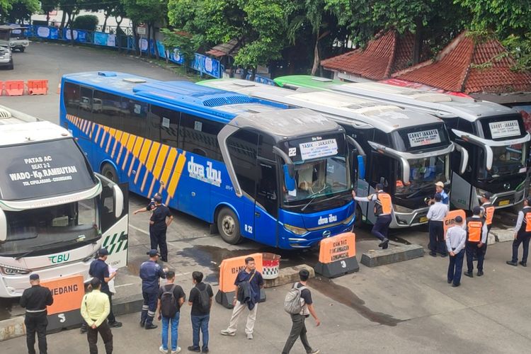 Mudik Lebaran 2026, Penumpang Angkutan Darat Tembus 1,5 Juta Orang