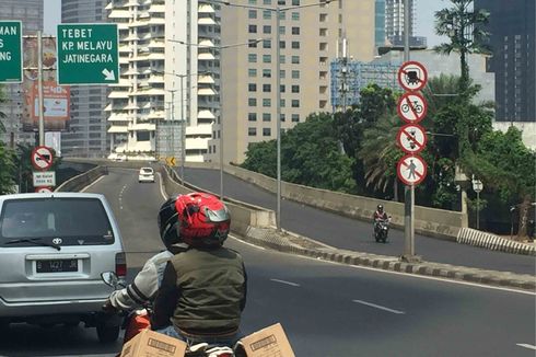 Ini Alasan Motor Dilarang Melintas di Jalan Layang Casablanca