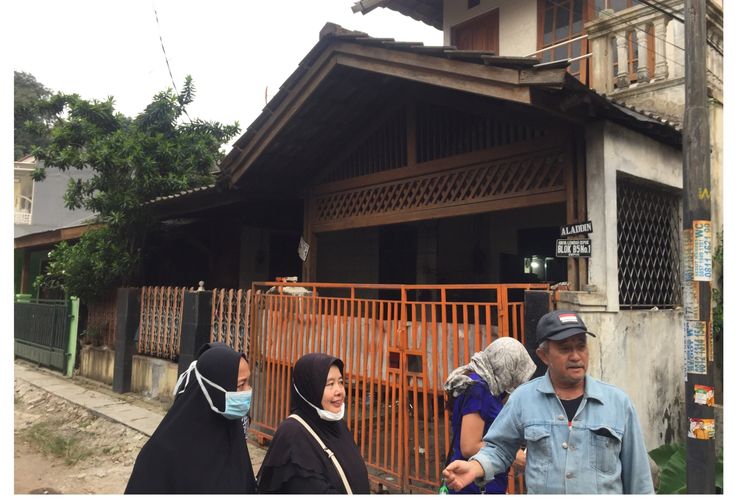 Rumah  SM, di Perumahan Griya Lembah, Sukmajaya, Depok, Senin (13/5/2019).
