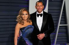 Pakai Foto Tanpa Izin, Jennifer Lopez Digugat Paparazi