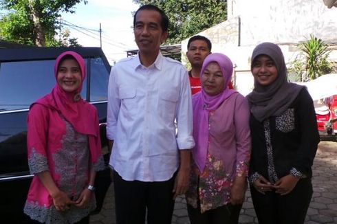 Jokowi Puas Ada Petugas Cantik dan Ramah di Kelurahan Lenteng Agung