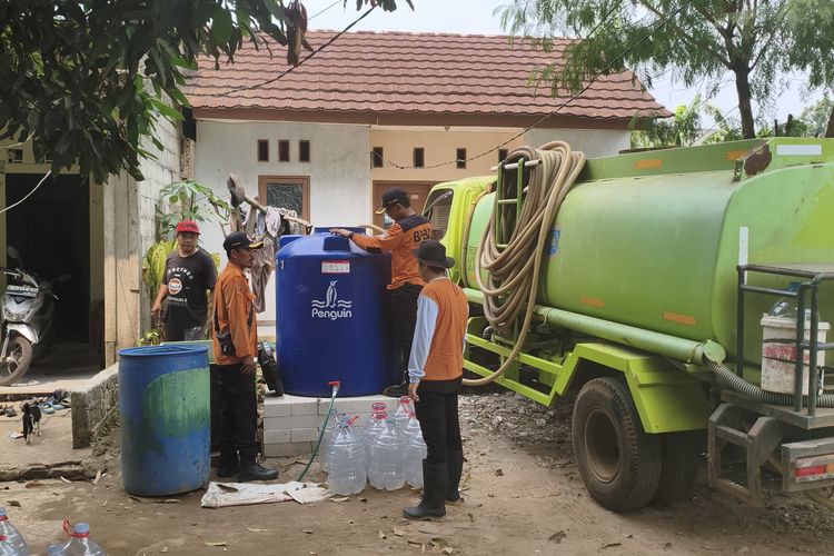 Kekeringan di Tangsel Meluas ke 21 Titik, 616.650 Liter Air Bersih Disalurkan