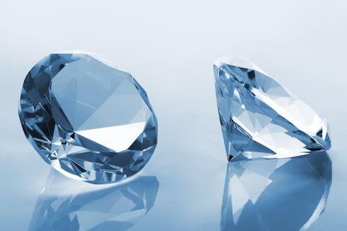 Bagaimana Membedakan Berlian Sintetis dengan yang Asli
