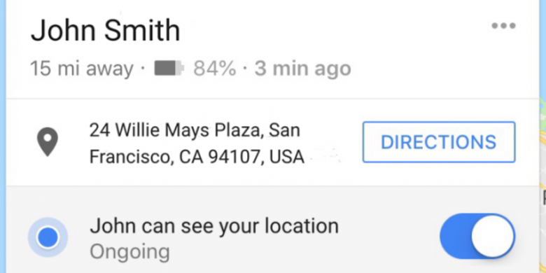 Status baterai pada fitur pembagian lokasi real-time di Google Maps.