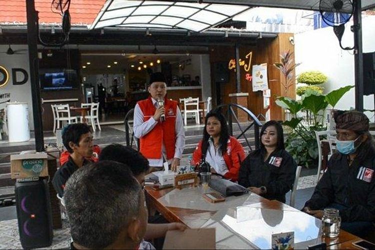 Pengurus dan bacaleg PSI Palembang, Sumsel, menyatakan mundur dari PSI.
