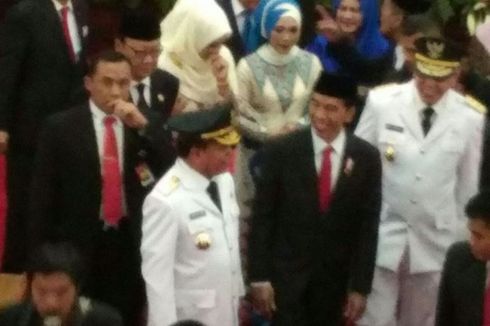 Transit Sebelum ke Turki, Jokowi Beri Selamat kepada Gubernur Aceh