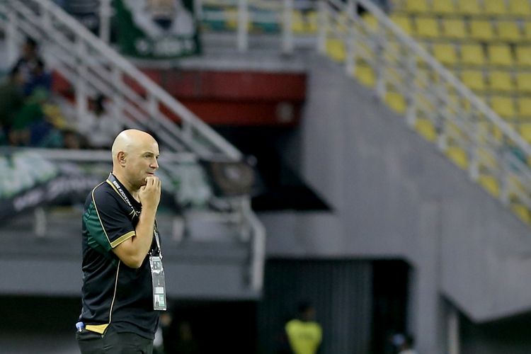 Pelatih Persebaya Bernardo Tavares Waspadai Kekuatan Baru Arema FC