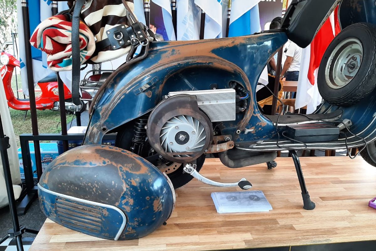 Konversi Vespa Klasik jadi Listrik dari Elders Garage di Vespa World Days (VWD) 2022