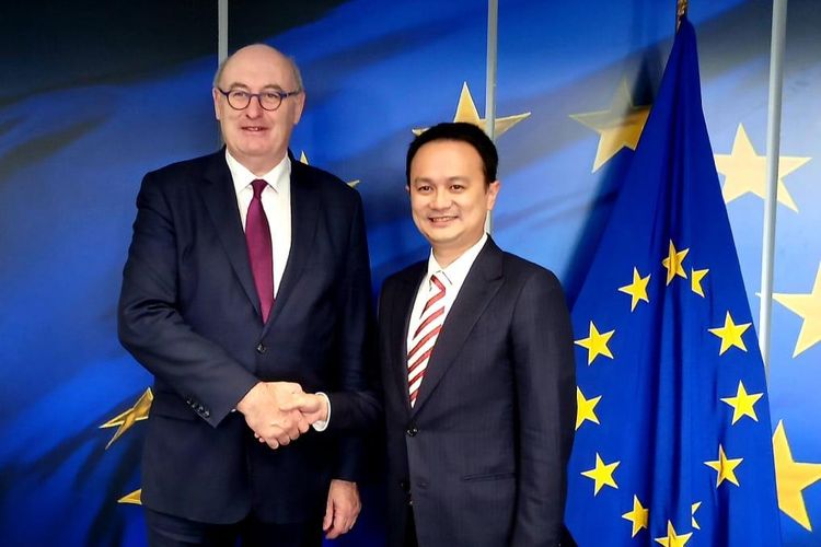 Wamendag, Dr Jerry Sambuaga bertemu dengan Komisioner Uni Eropa Bidang Perdagangan, Phil Hogan sepakati percepatan penyelesaian Indonesia EU CEPA tahun ini.
