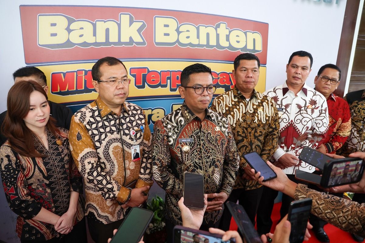 Gubernur Andra Soni Minta Pemda Pindahkan Kas Daerah ke Bank Banten, Mengapa?