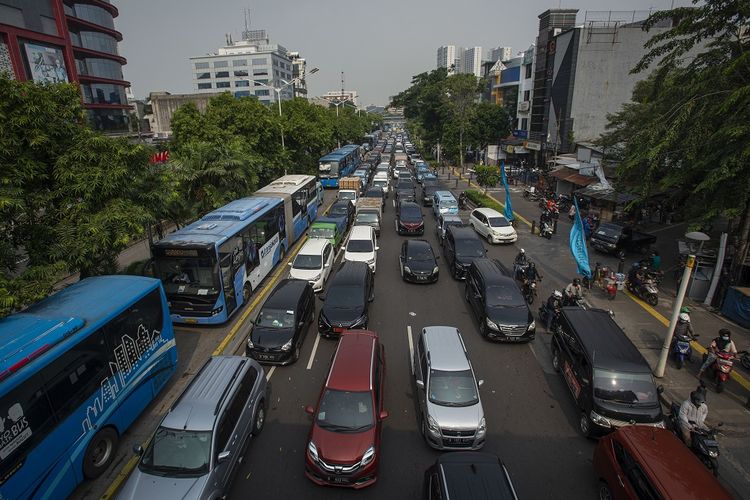 Lalin Sudirman Direkayasa hingga 5 Mei, Satu Lajur ke Semanggi Ditutup