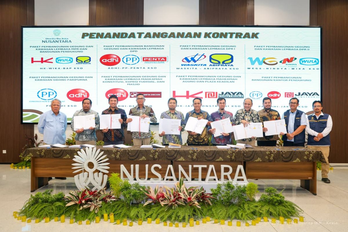 Otorita IKN (OIKN) resmi menandatangani delapan paket kontrak pembangunan yang menjadi fondasi Kawasan Legislatif dan Yudikatif, di Kantor Kemenko 4 IKN, Jakarta, Kamis (4/12/2025).