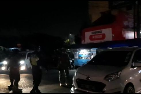 Gugus Tugas Covid-19 Tasikmalaya Bubarkan Remaja Nongkrong Tengah Malam di Jalanan