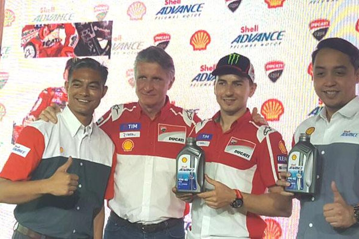 Jorge Lorenzo bersama Tim Ducati, saat bekunjung ke Indonesia.