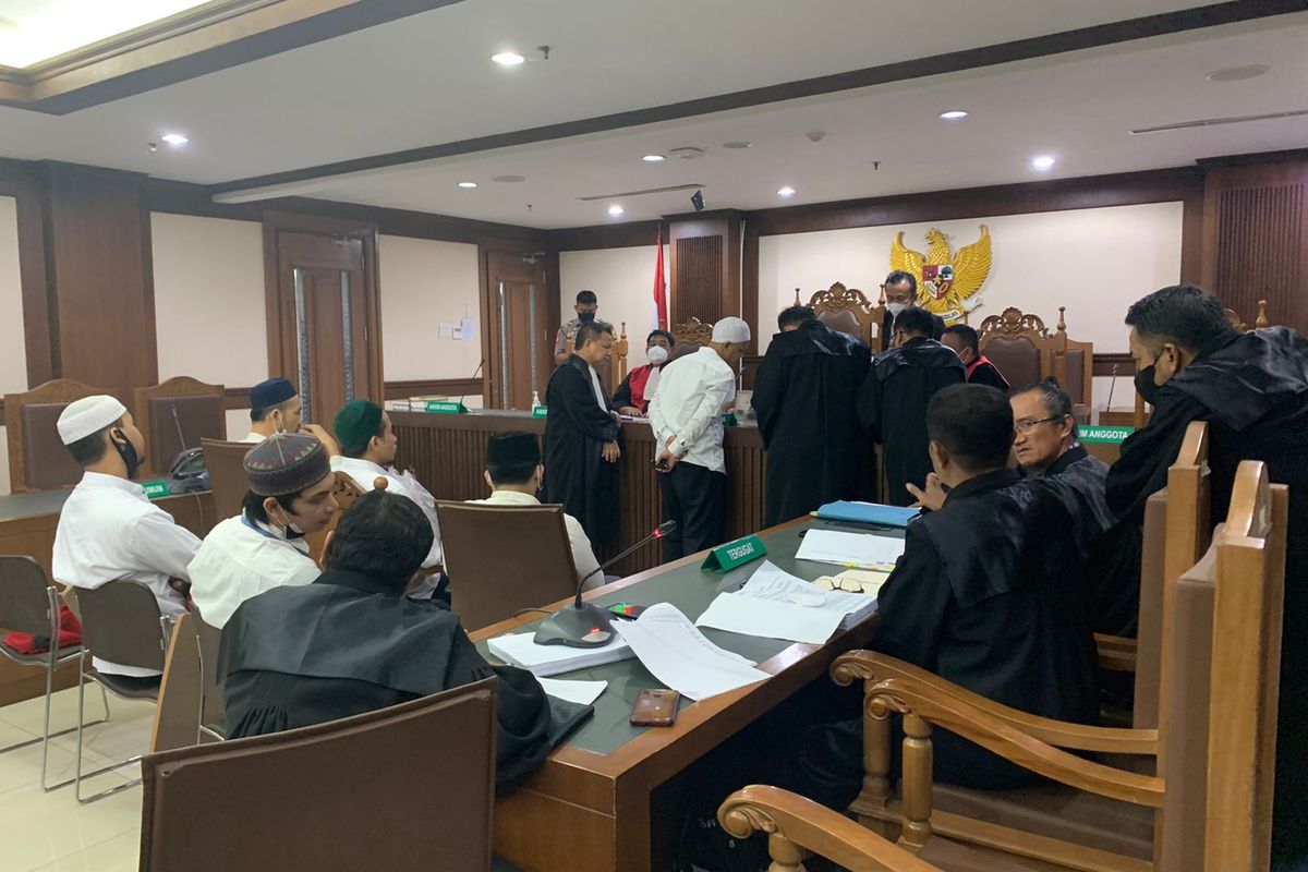 Pengadilan Negeri Jakarta Pusat menggelar sidang lanjutan dalam kasus pengeroyokan terhadap Ade Armando di Pengadilan Negeri Jakarta Pusat, Rabu (10/8/2022).