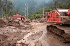 Setelah 48 Jam, Akses Jalan yang Tertutup Longsor di Agam Bisa Terbuka