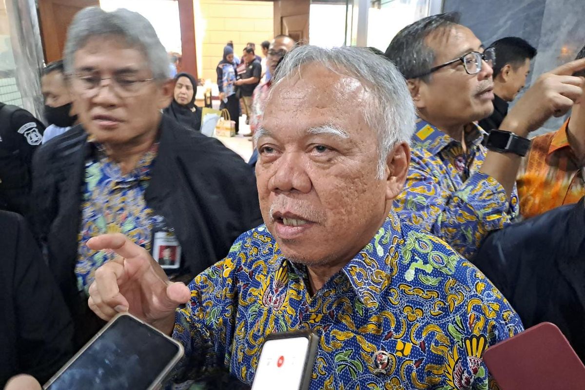 Menteri PUPR Basuki Hadimuljono saat ditemui di Gedung DPR, Senayan, Jakarta, Rabu (7/6/2023). 