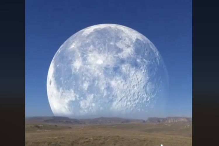 Tangkapan layar video TikTok soal Bulan berukuran besar di Lingkar Arktik