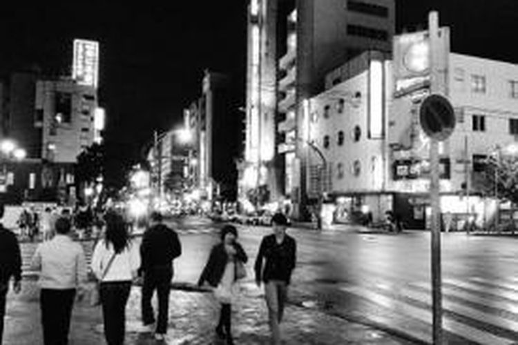 Wajah kota Sapporo pada malam hari.