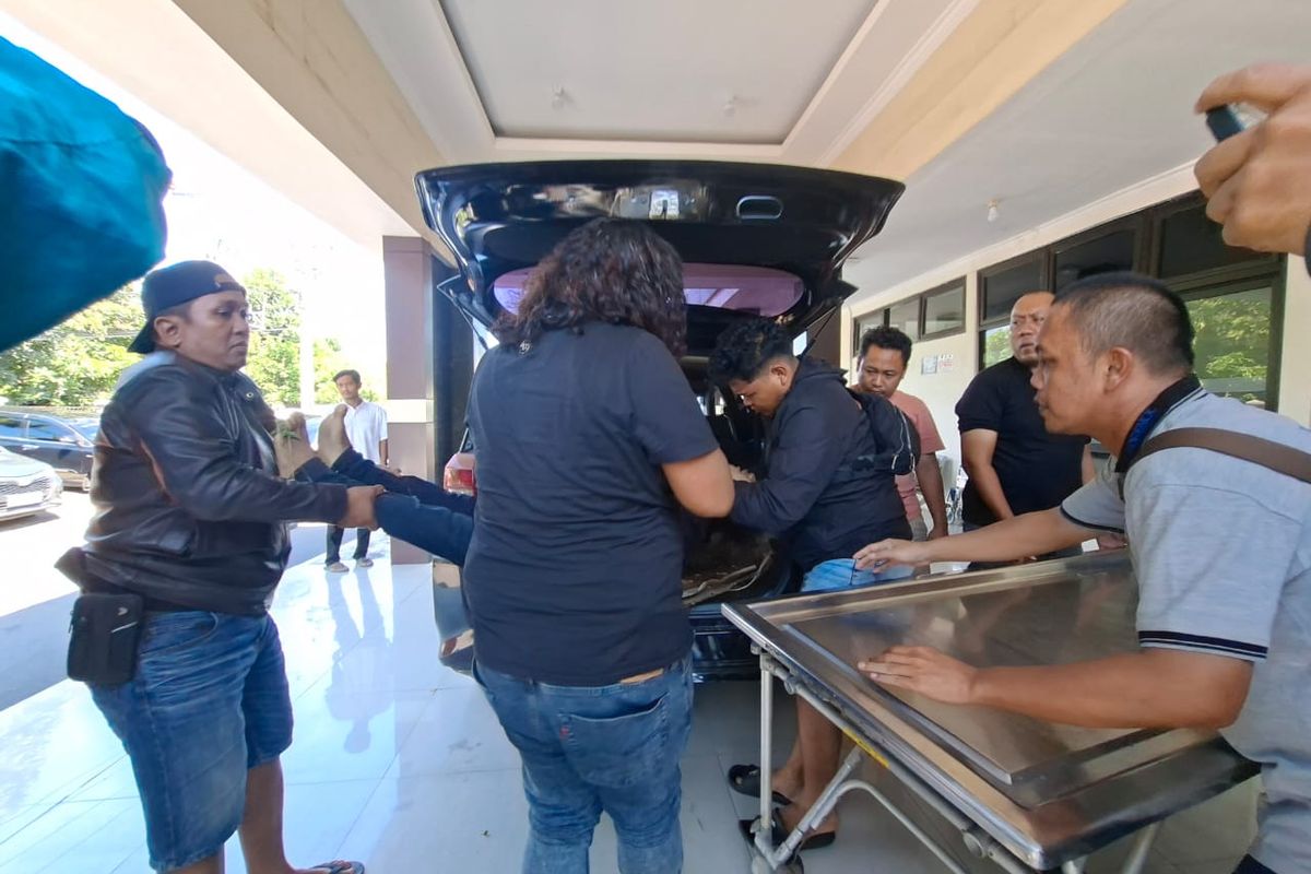 Tim Subdit III Jatanras Direktorat Reserse Kriminal Umum (Ditreskrimum) Polda Jawa Timur menembak mati pelaku curanmor, Senin dini hari (5/5/2025).