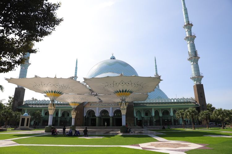 Masjid Raya Al-A'zhom Kota Tangerang sebagai lokasi Festival Al-A'zhom