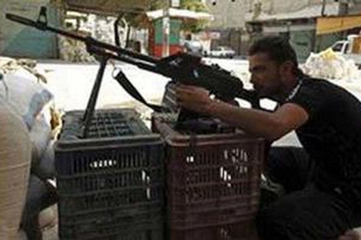 Pasukan Pembebasan Suriah dan kelompok pemberontak lainnya terlibat pertempuran di Aleppo selama berhari-hari