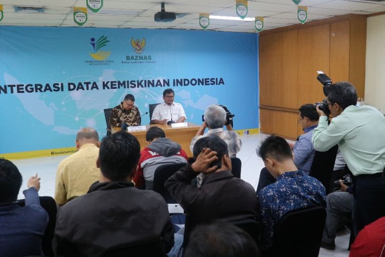 Integrasi data kemiskinan Indonesia