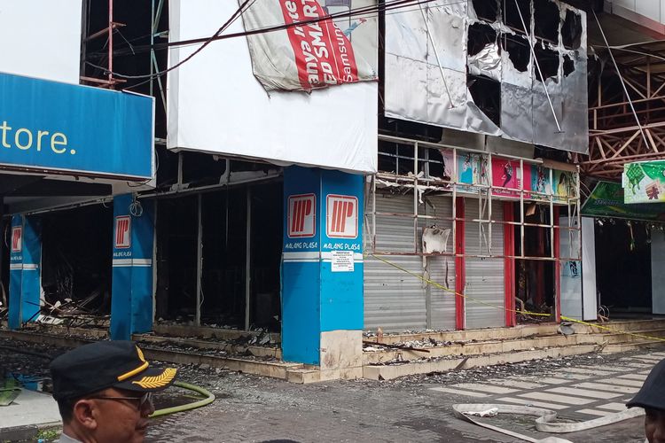 Kondisi Mal Malang Plaza usai terbakar pada Selasa (2/5/2023). 