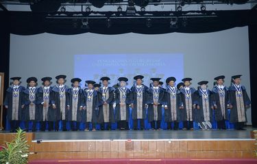 Para guru besar baru Universitas Negeri Yogyakarta (UNY).
