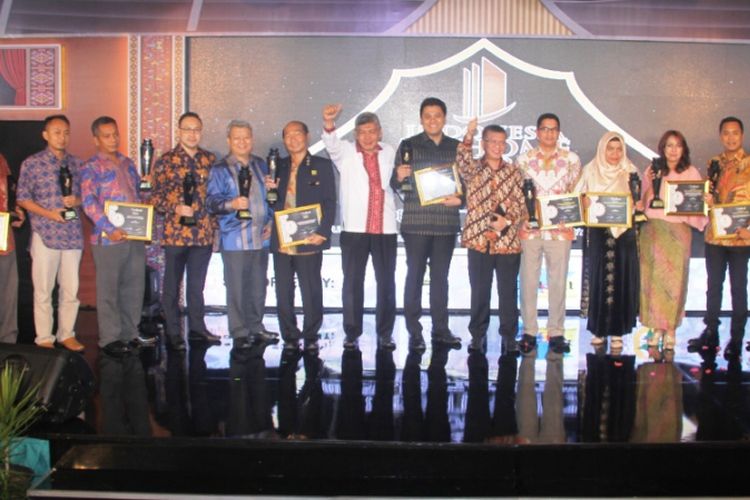 Majalah MyHome bekerjasama dengan Aliansi Jurnalis Properti dan Keuangan (AJPK) kembali menggelar perhelatan tahunan, malam anugerah Indonesia MyHome Award (IMHA), Rabu (10/5/2017). 