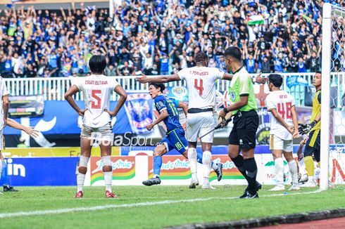 Klasemen Liga 1 Usai Laga Persib Vs PSM, Maung Bandung Gagal ke Puncak