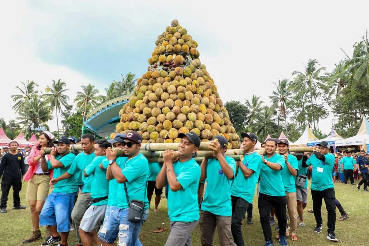 Festival Durian Sumberasri Blitar, Minggu (2/2/2023).