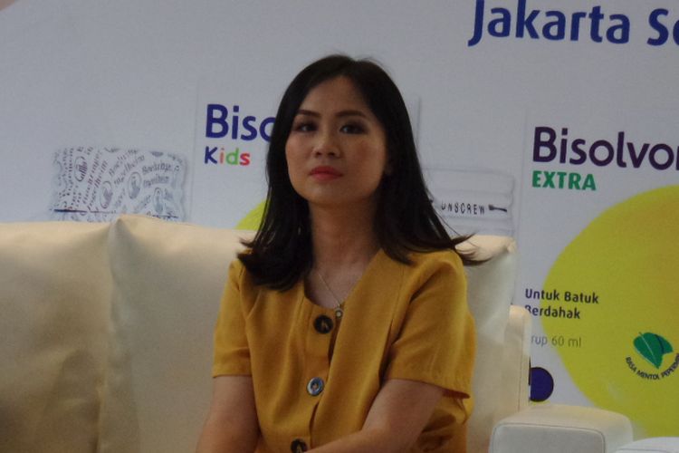 Sanofi Medical Expert Riana Nirmala Wijaya pada konferensi pers di kawasan Kemang, Jakarta Selatan, Jakarta (19/2/2019).